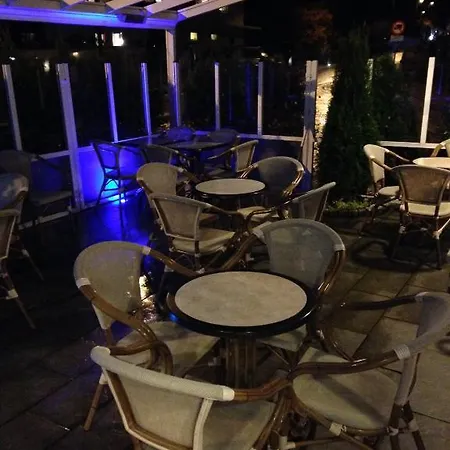 Sentrum Отель 3*